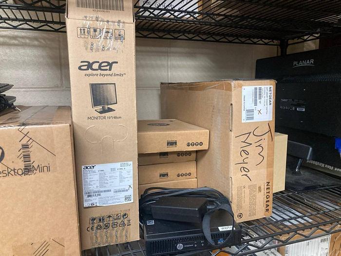 Used CONTENTS ON SHELVING SPARE IT GEAR