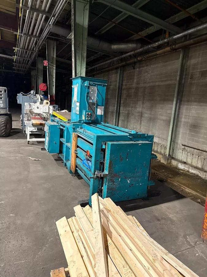 Used ECONOMY 60AH3 CLOSED DOOR MANUAL TIE BALER 20 HP