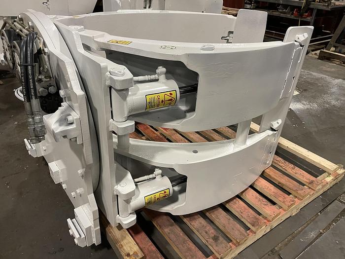 Used CASCADE 120F34684 82 INCH CLASS IV ROLL CLAMP