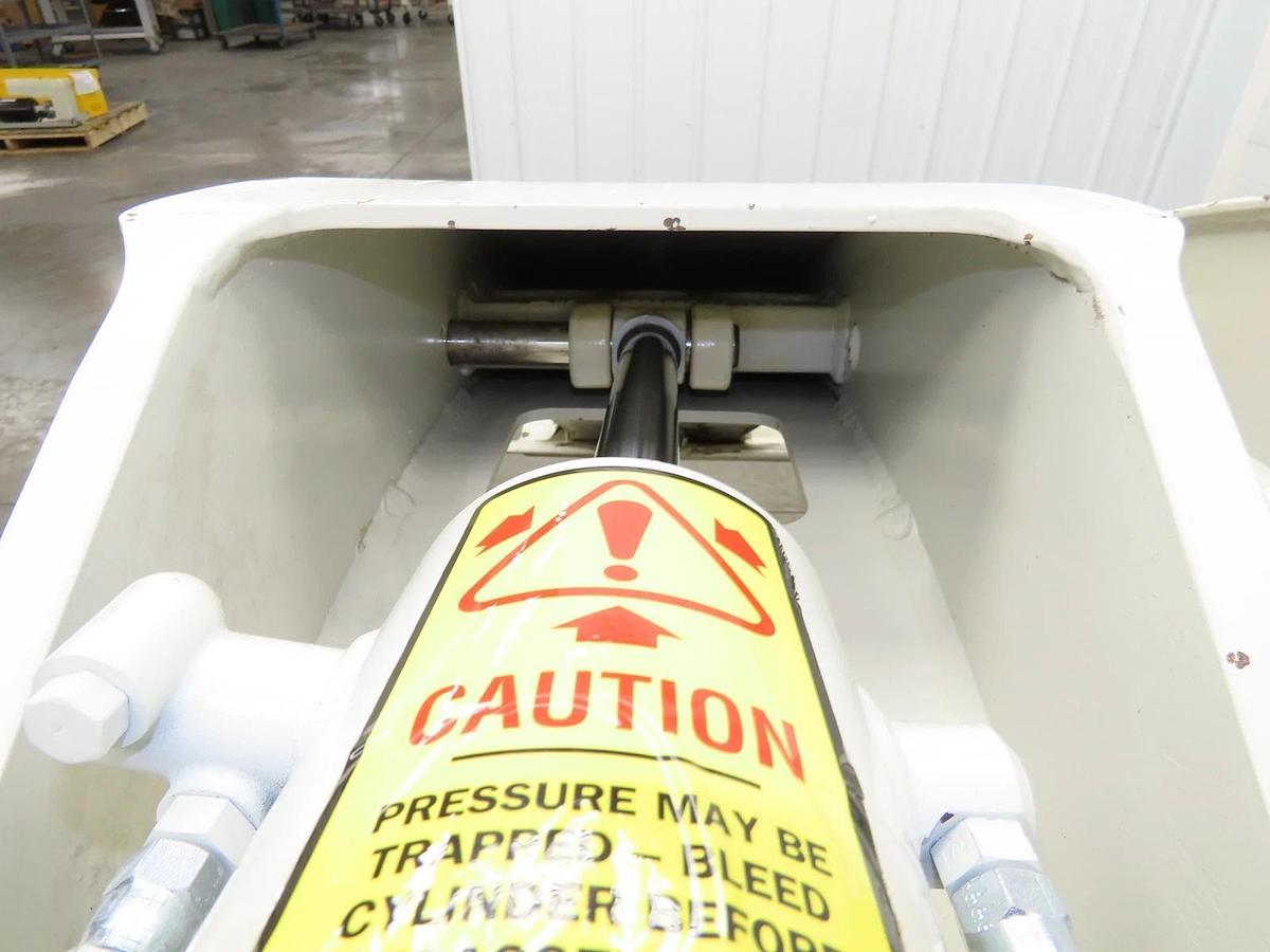 Used 72" CAPACITY CASCADE MODEL 90F-RCP-03CR2 PAPER ROLL CLAMP 