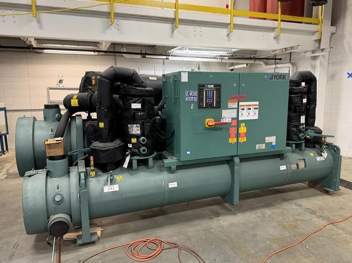 Used YORK MODEL YVWAMBM3EE HEAT RECOVERY SCREW CHILLER - UNUSED 2025