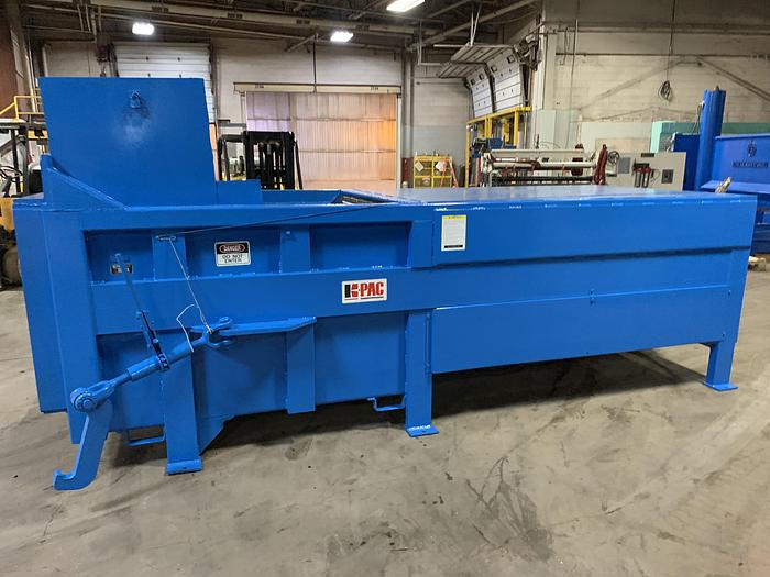 Used SHRED-TECH AZ-80 SHREDDER WITH COMPACTOR AND CONVEYOR