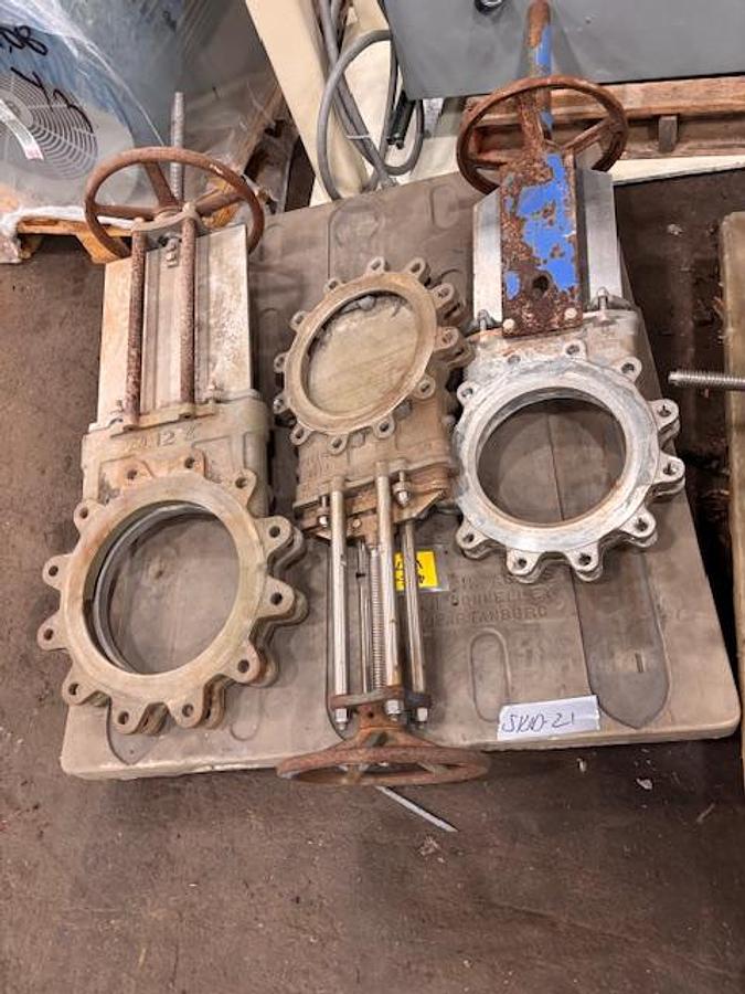 Used MANUAL STAINLESS STEEL SLIDE GATE VALVES LOT OF (13)