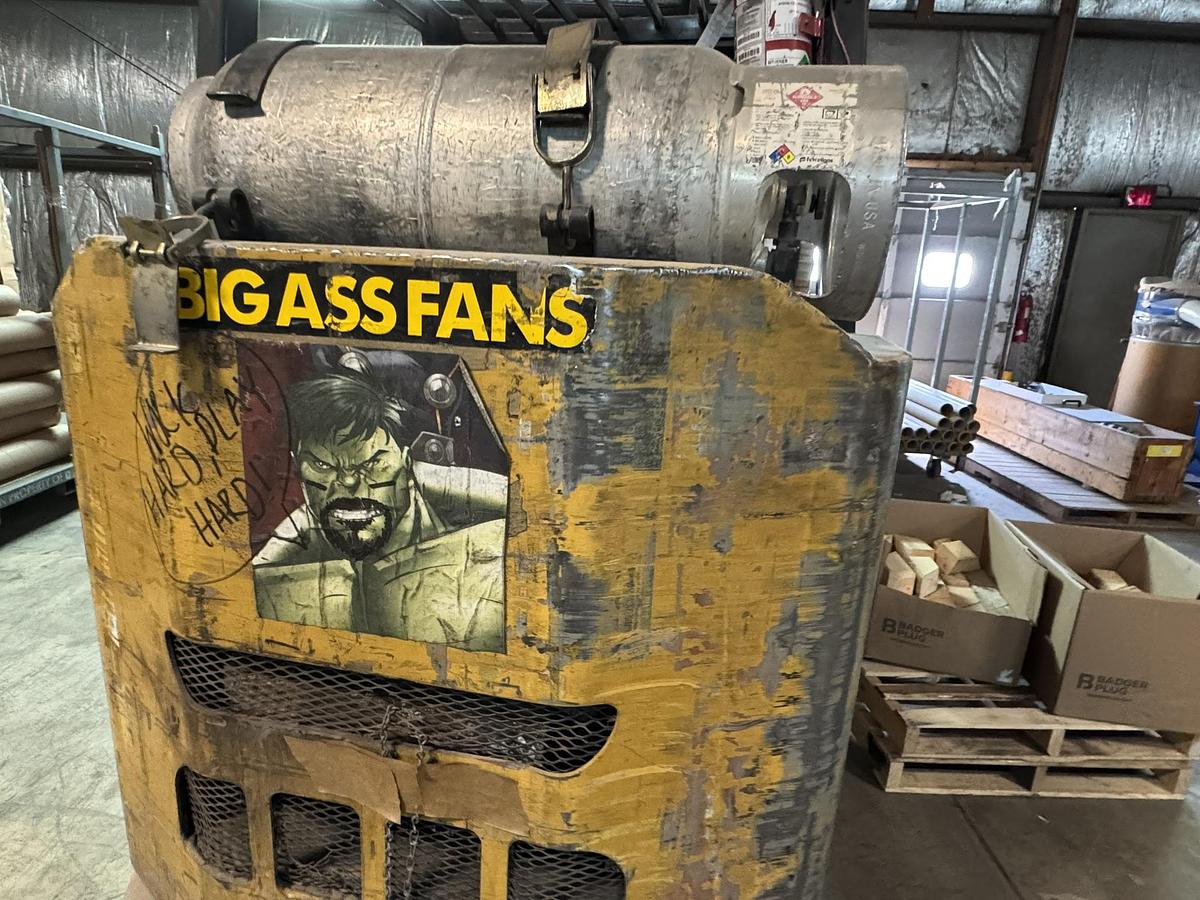 Used CATERPILLAR ROLL CLAMP TRUCK MODEL GC40KSTR WITH CASCADE CLAMP