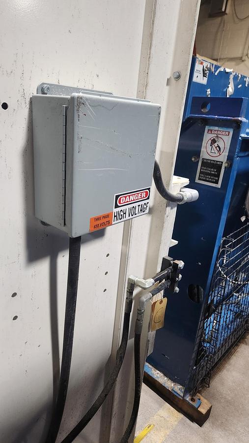 Used 60" WIDE ENSIGN HYDRAULIC BOX DUMPER MFG 2015