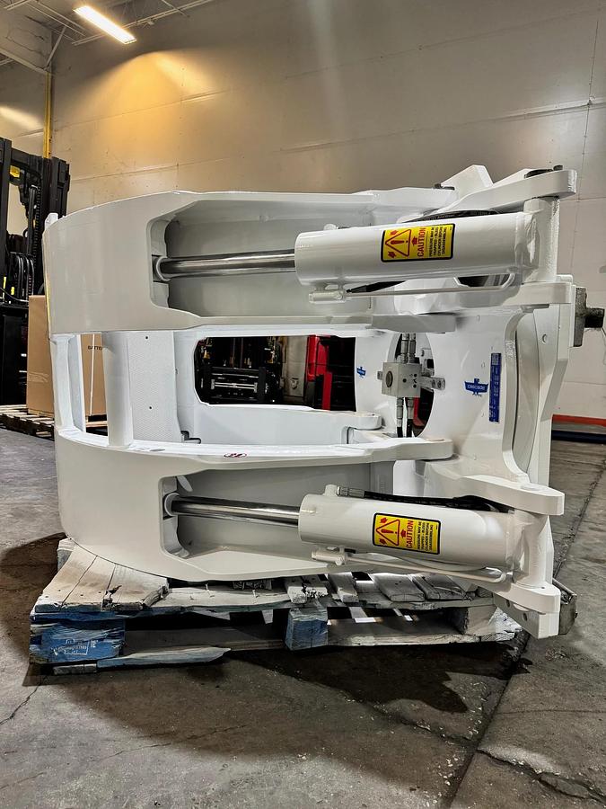 Used 72" CASCADE MODEL 46H-RCF-4A-36625 PAPER ROLL CLAMP MANUFACTURED 2020