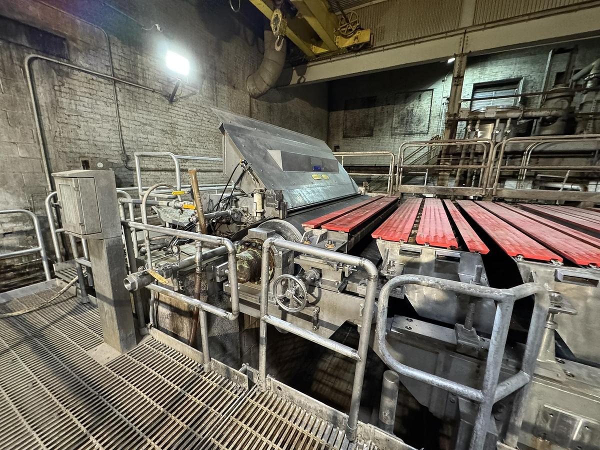 Used 110" (2.8M) VOITH FOURDRINIER PAPER MACHINE (LBM) MFG 2001 LINERBOARD / TUBE & CORE – TANDEM NIPCOFLEX SHOE PRESSES - 72"(1.8M) DIAMETER DRYERS