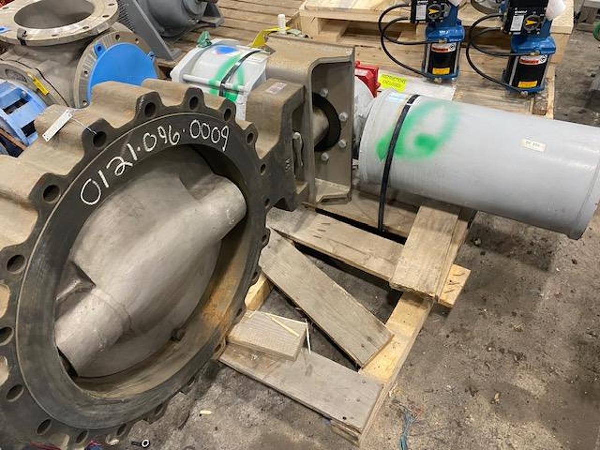 Used 24" FLOWSERVE AUTOMAX PNEUMATIC KNIFE GATE VALVE (NEW SPARE)