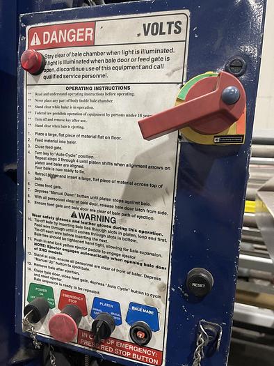 Used MARATHON V-6030 HD VERTICAL BALER 10HP- SOLD JF