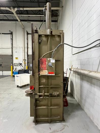 Used PIQUA VERTICAL CARDBOARD BALER 30" x 60" 15HP