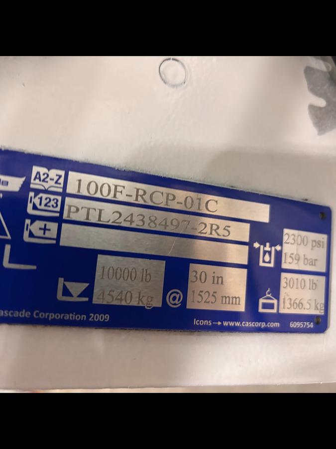 Used CASCADE MODEL 100F - RCS 139 60" DIA. CLAMP