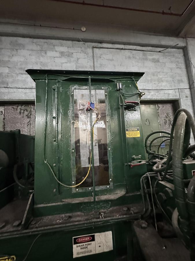 Used AMERICAN BALER MODEL 10357 HORIZONTAL AUTOTIE BALER 20 HP