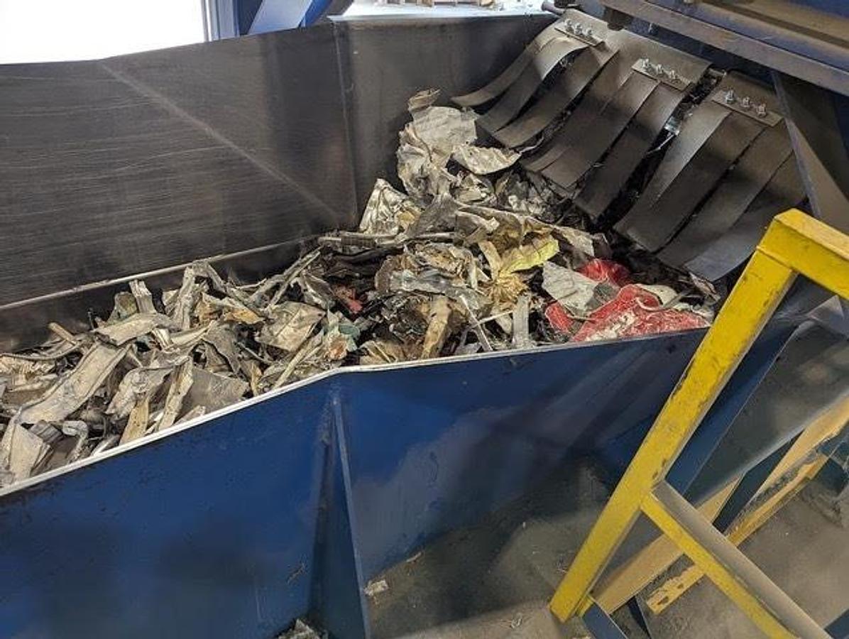 Used AMERICAN PULVERIZER PRE SHREDDER DRAS MODEL 400HP - MFG 2023