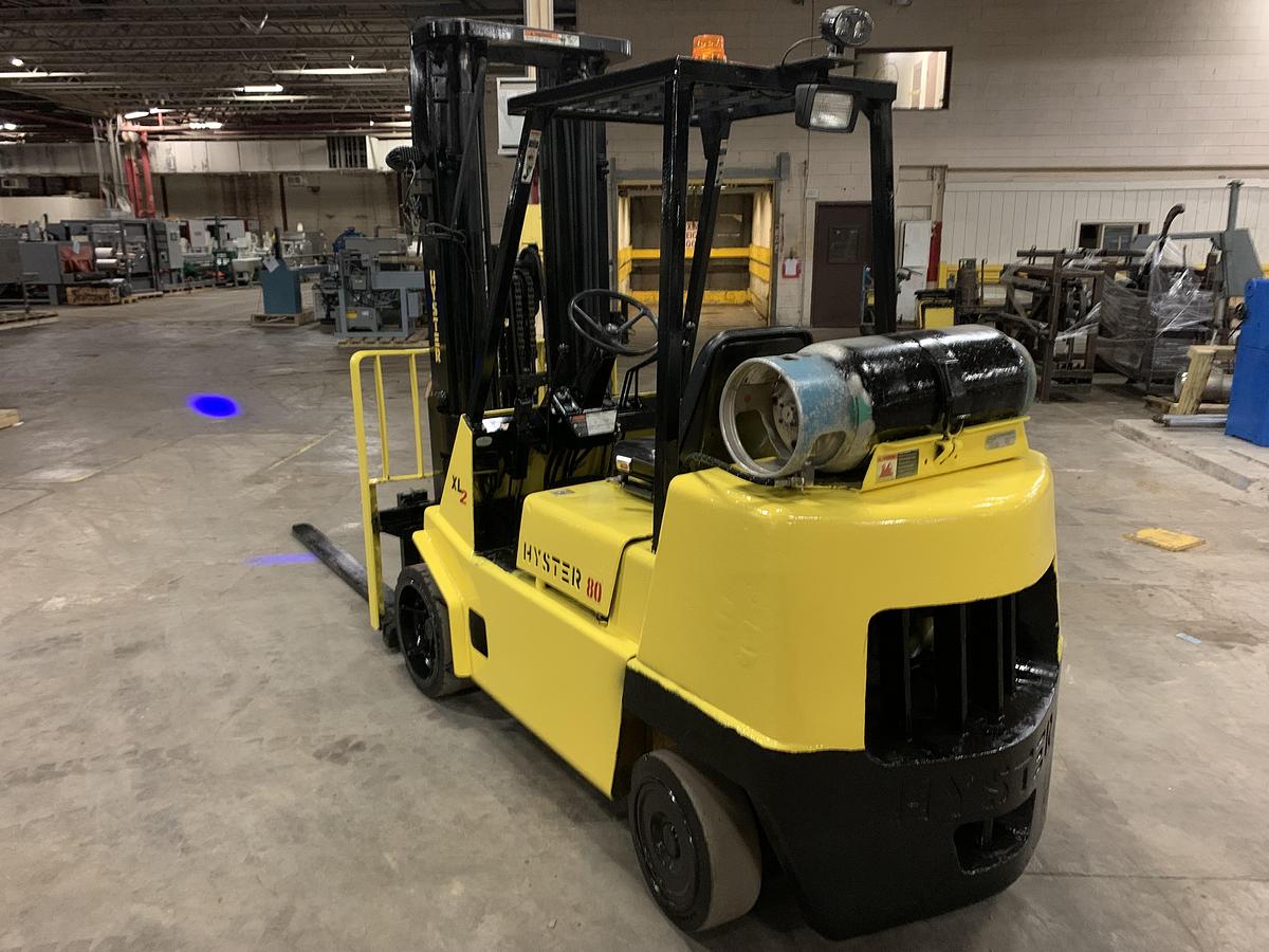 Used 8,000 LB. HYSTER MDL S80XL2 SIDE SHIFT LH99"/RH218"