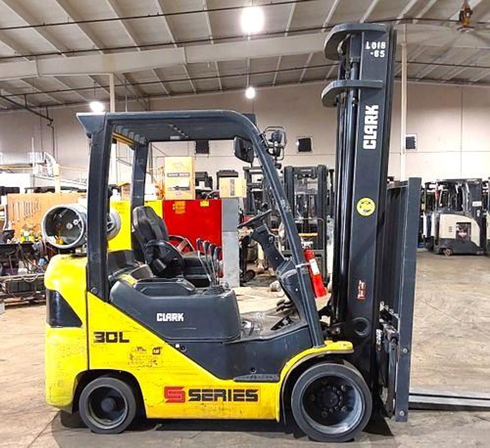 Used 6,000 LB. CLARK MODEL S30CL 103"LH/240"RH MFG 2018