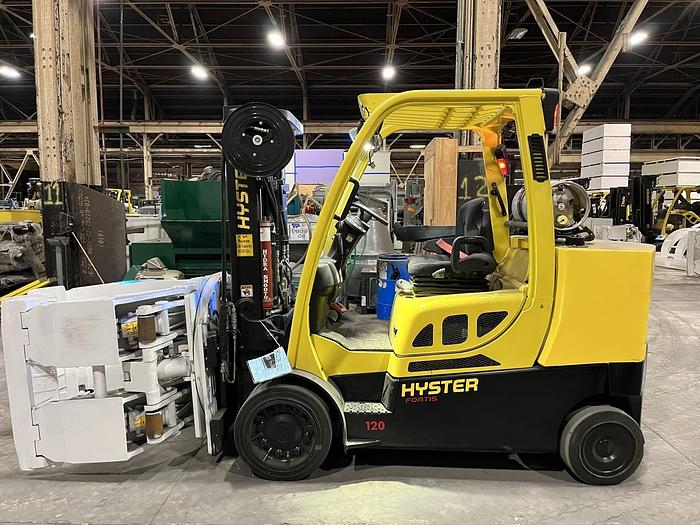 Used 2018 12,000 POUND HYSTER MODEL S120FTPRS TWO STAGE MAST-PENDING AUC