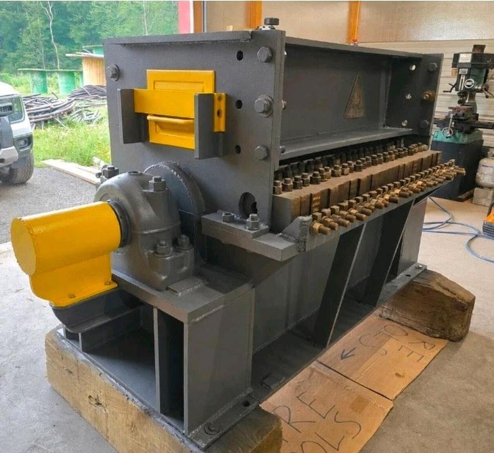 Used MONTGOMERY MODEL HE ER-50 HAMMERMILL 150 HP 