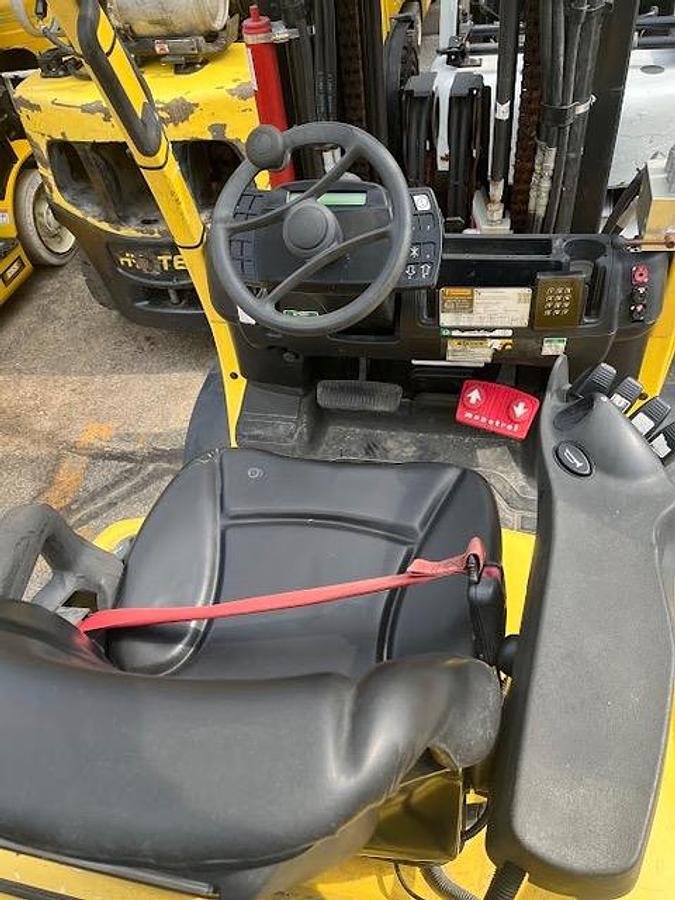 Used 12,000 POUND CAPACITY HYSTER MODEL S120FTPRS 60" CASCADE PAPER ROLL CLAMP LOW MAST TRIPLE STAGE