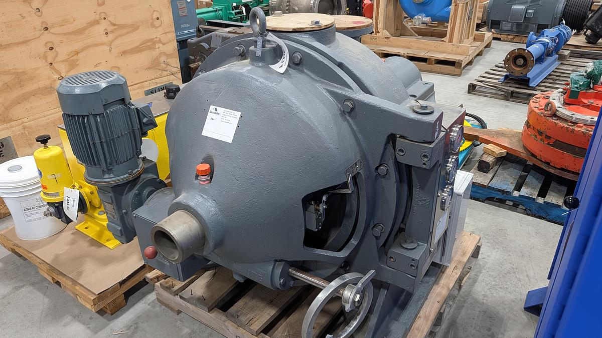 Refurbished BELOIT DD4000 SERIES 26/30" REFINER PENDING JA