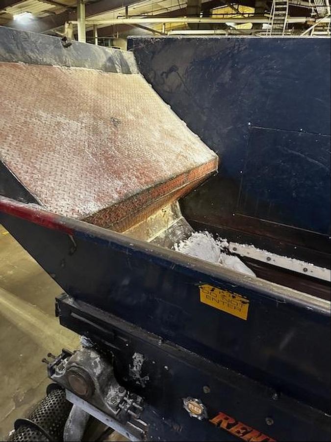 Used 125 HP SINGLE SHAFT SHREDDER REI RENEGADE MODEL HD-60-125