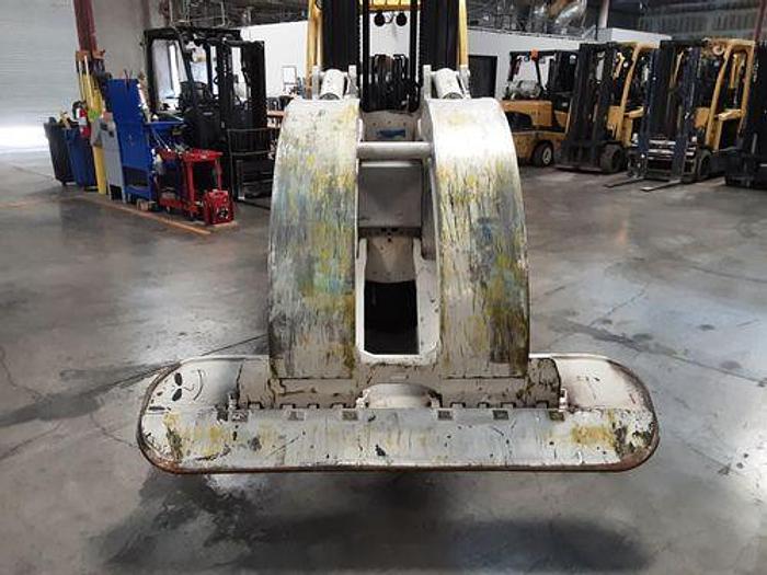 Used 90" CASCADE TISSUE ROLL CLAMP CLASS IV MOUNT