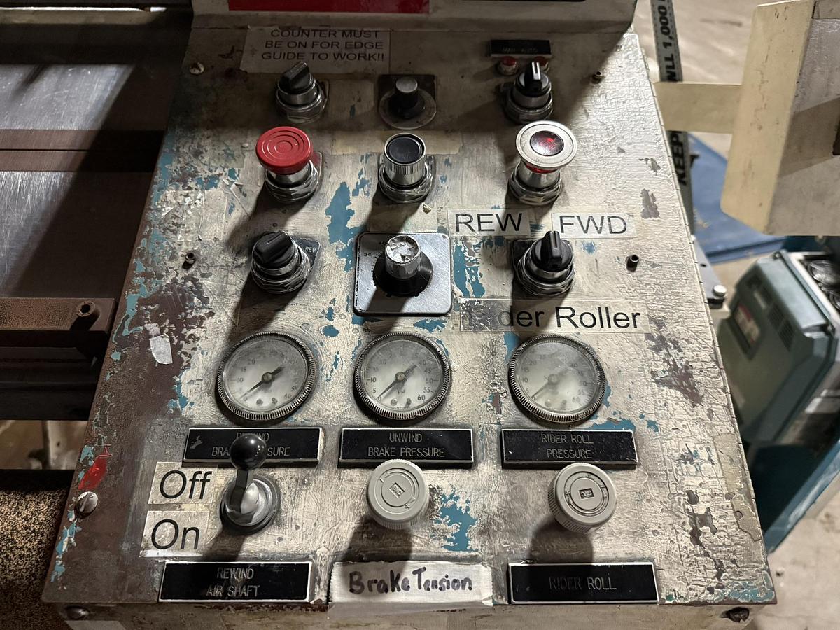 Used 32" WIDE STANFORD MAN ROLAND MODEL 152 FW DOCTOR REWINDER