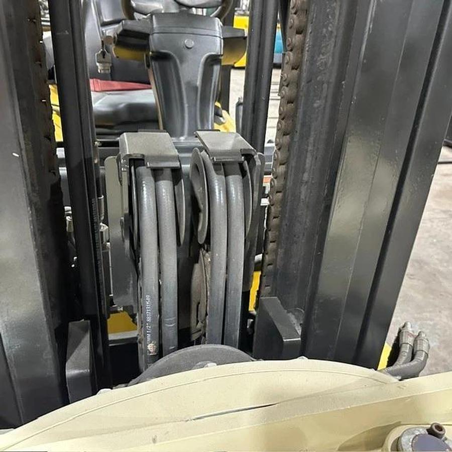 Used 12,000 POUND LB. YALE MODEL GLC120VX WITH 72" CASCADE CLAMP 85"/163" MAST LOW HOURS 3,157