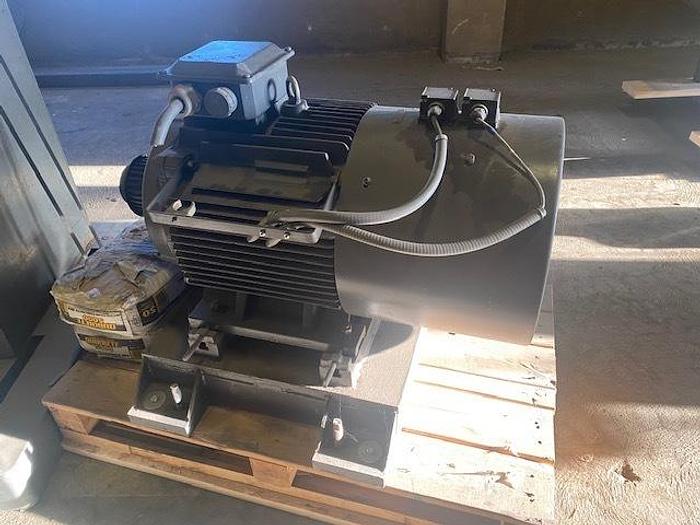 Used REXNORD  DVP225M-6G 30 KW AC MOTOR