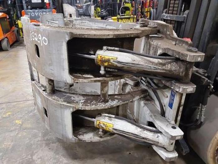 Used 2017 CASCADE 100F-RCP 60 INCH DIAMETER ROLL CLAMP