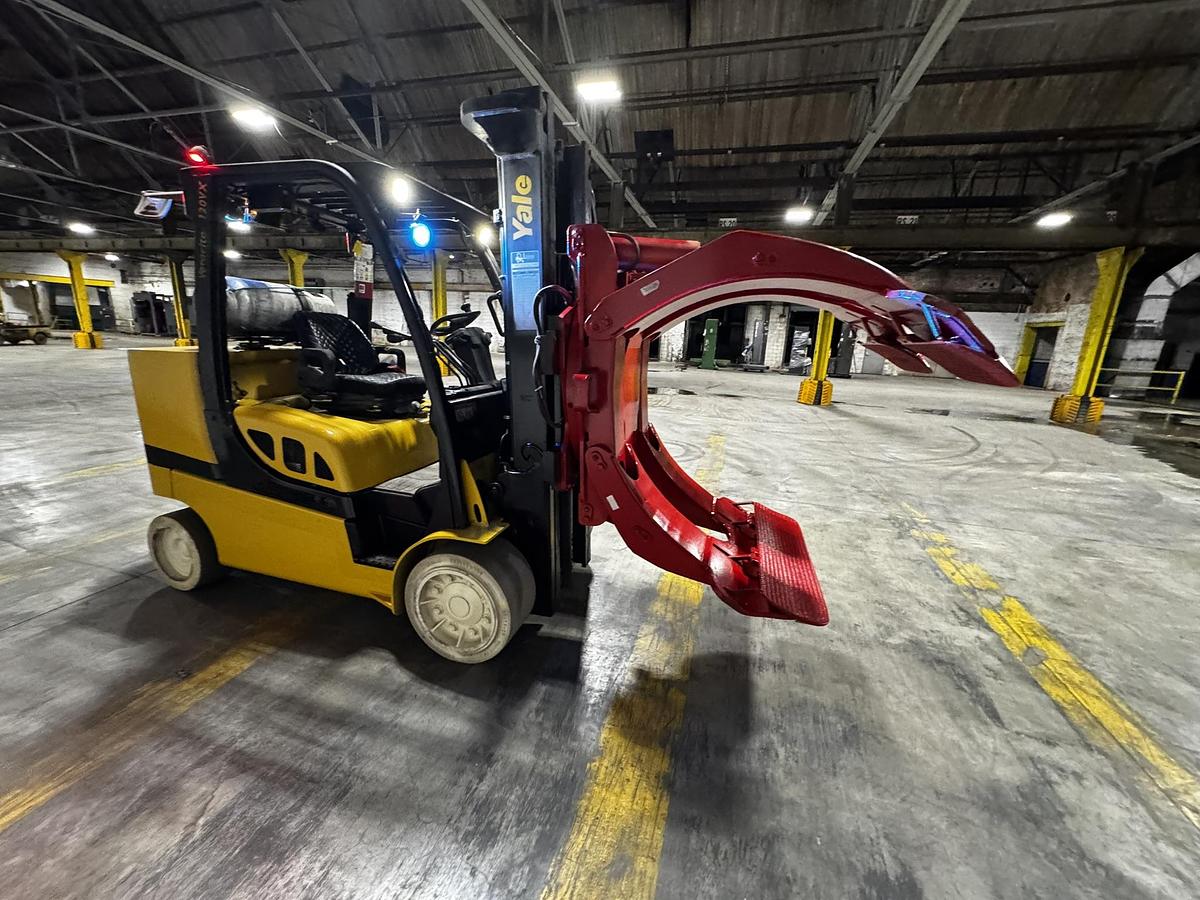 Used 12,000 POUND YALE GC120VXPRS FORKLIFT WITH 72" SPLIT FRAME BOLZONI CLAMP