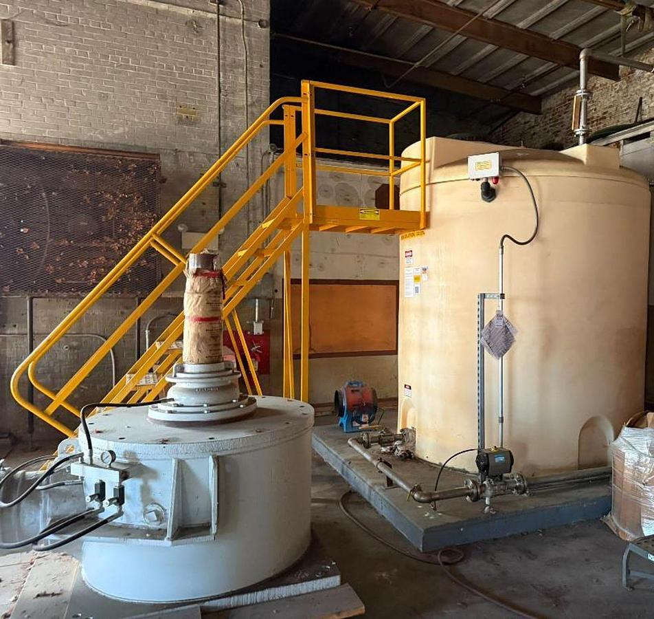 Used 2,500 GALLON PLASTIC TANK WITH STEEL STAIRWAY STAIRWAAY