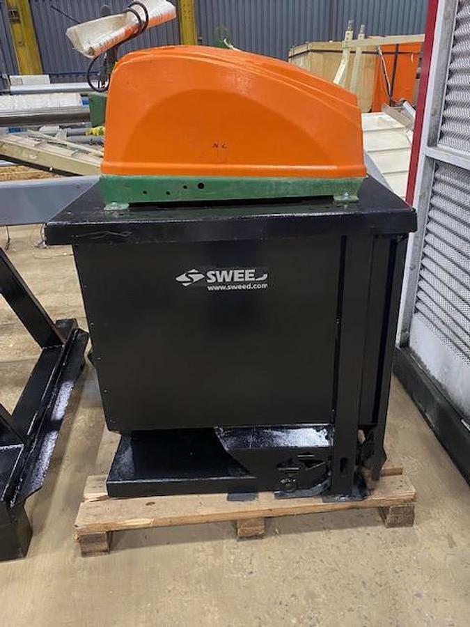 Used SWEED MACHINERY INC. MODEL 300AF CHOPPER WITH BASE