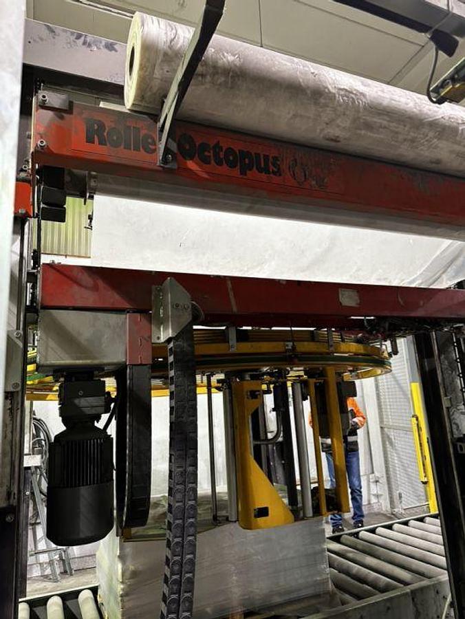 Used SIGNODE (HALOILA) OCTOPUS 1600 BTS PALLET WRAPPING LINE