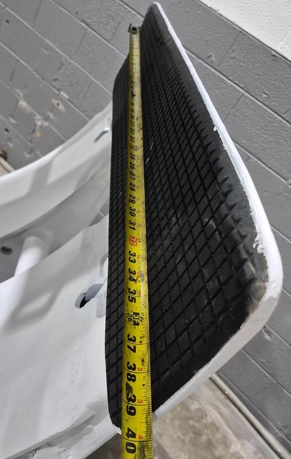 Used 72" CASCADE MODEL 100F-RCP-339 PAPER ROLL CLAMP CLASS IV