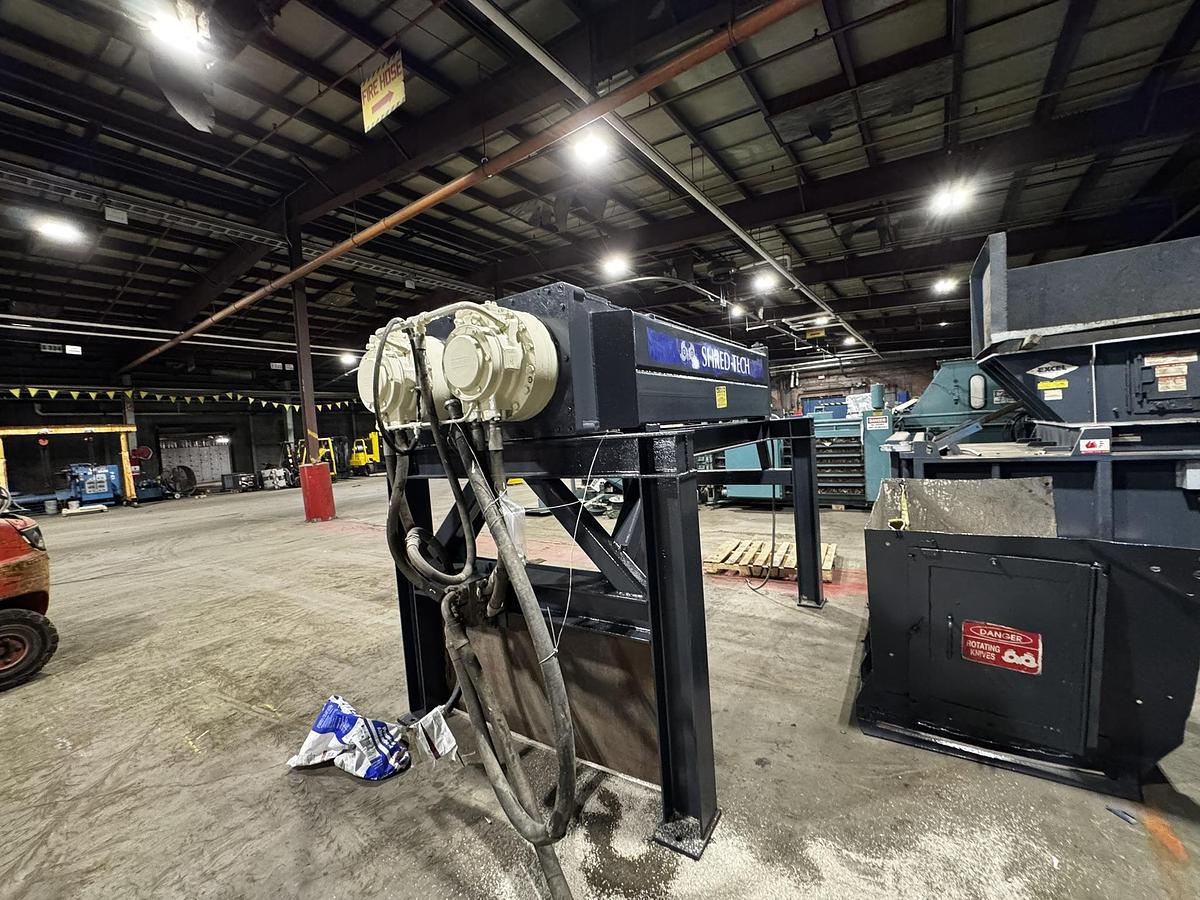 Used SHRED TECH MODEL ST-100 DUAL SHAFT SHREDDER 150HP