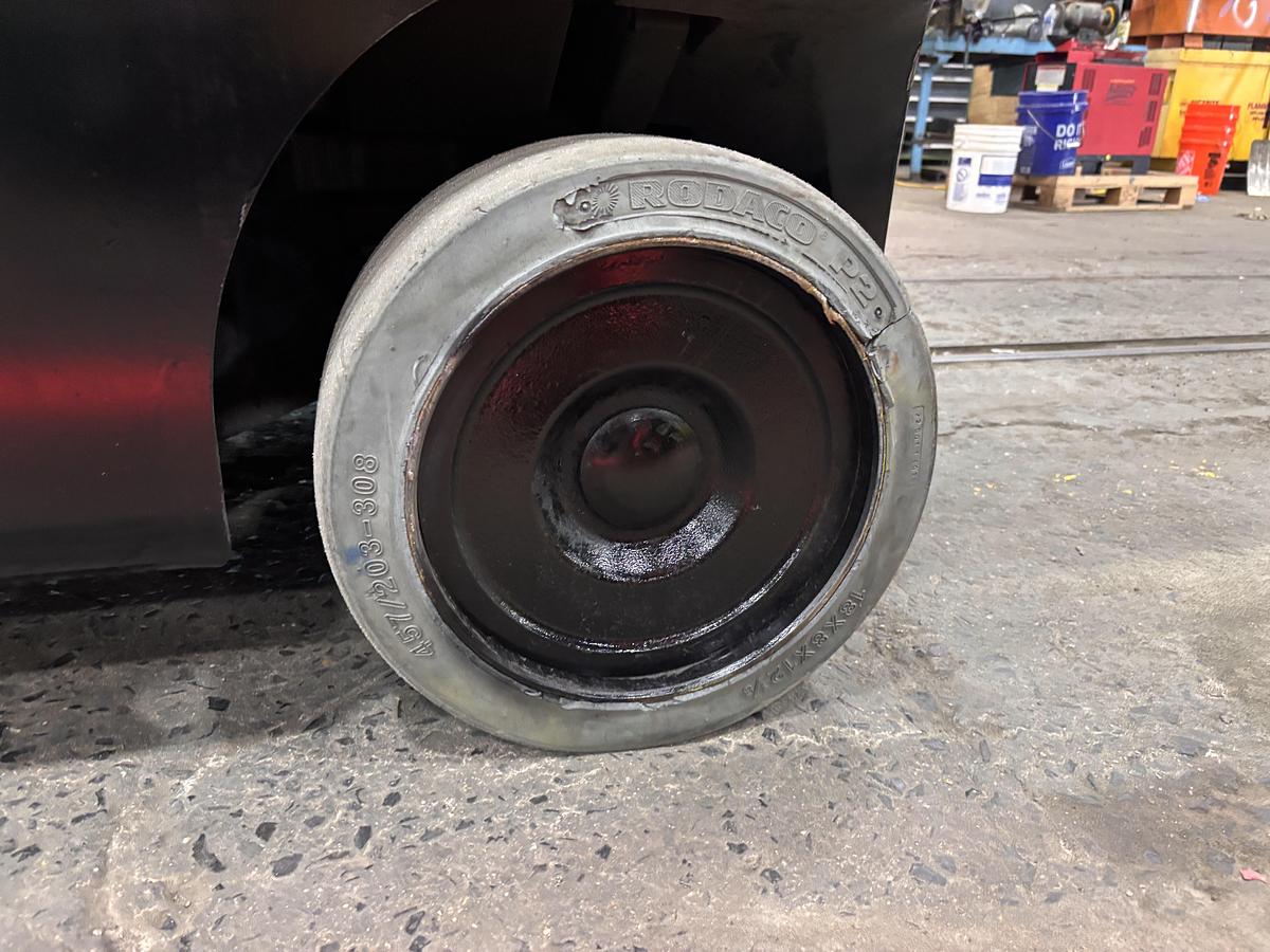 Used 12,000 POUND HYSTER S120FTPRS PAPER ROLL CLAMP FORKLIFT 60" DIAMETER CLAMP 6,500 HOURS