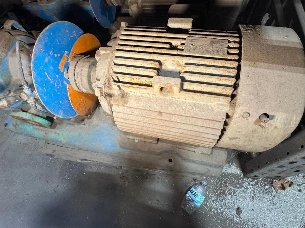 Used GOULDS MODEL 3410 SIZE 2X3-11 SPLIT CASE PUMP WITH MOTOR