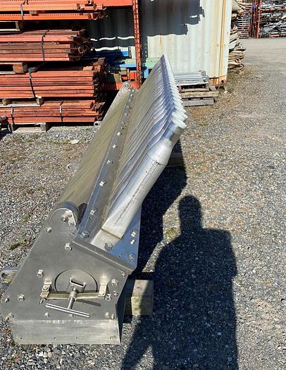 Used 107" (2.71M)  GL&V S/S PRESSURIZED HEADBOX MFG. 1988