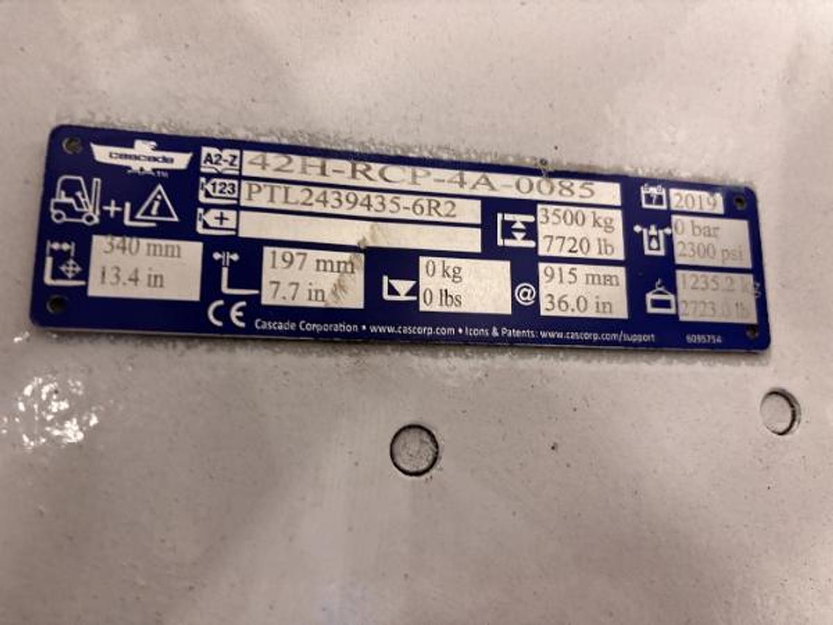 Used 12,000 POUND HYSTER S120FTPRS FORKLIFT WITH PAPER ROLL CLAMP MFG. 2020 LOW MAST