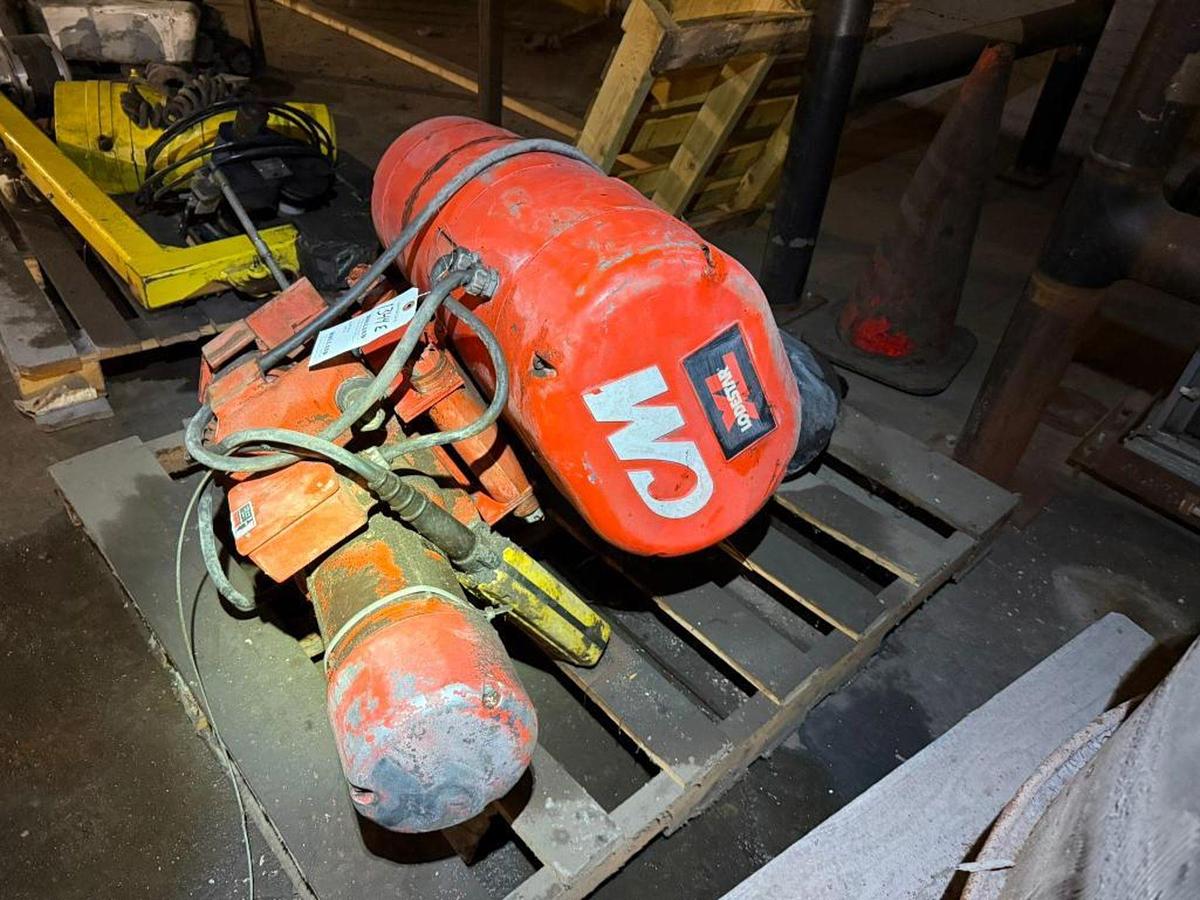 Used 2 TON ELECTRIC CM LODESTAR XL CHAIN HOIST