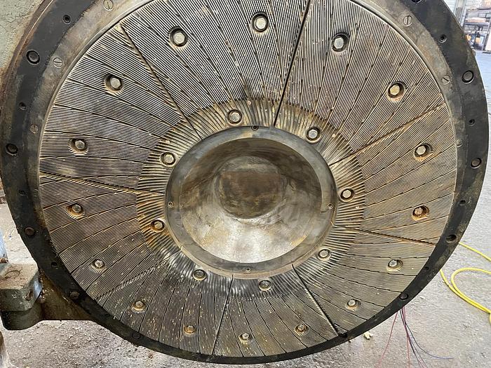 Used 34"/38" BELOIT DD4000 DOUBLE DISC REFINER