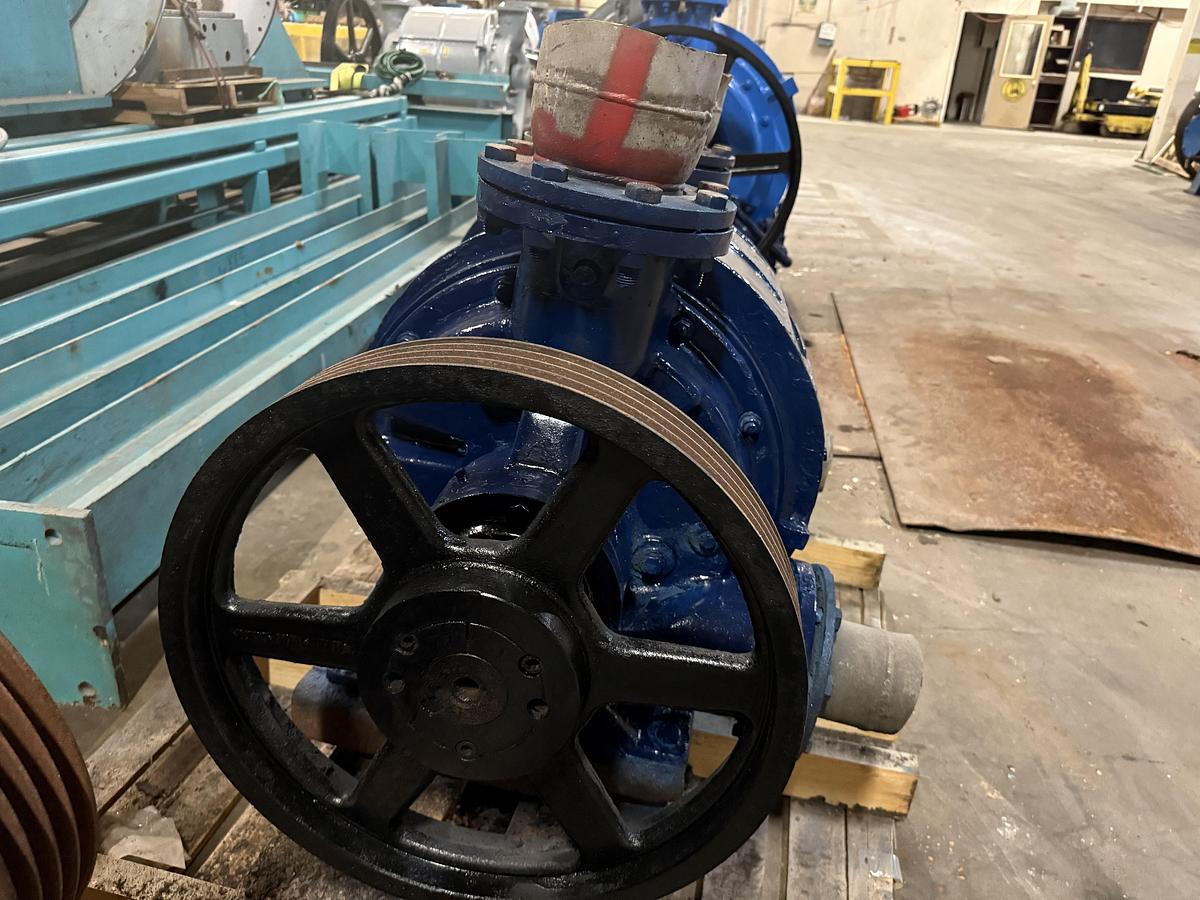 Used NASH VACUUM PUMP MODEL CL1001