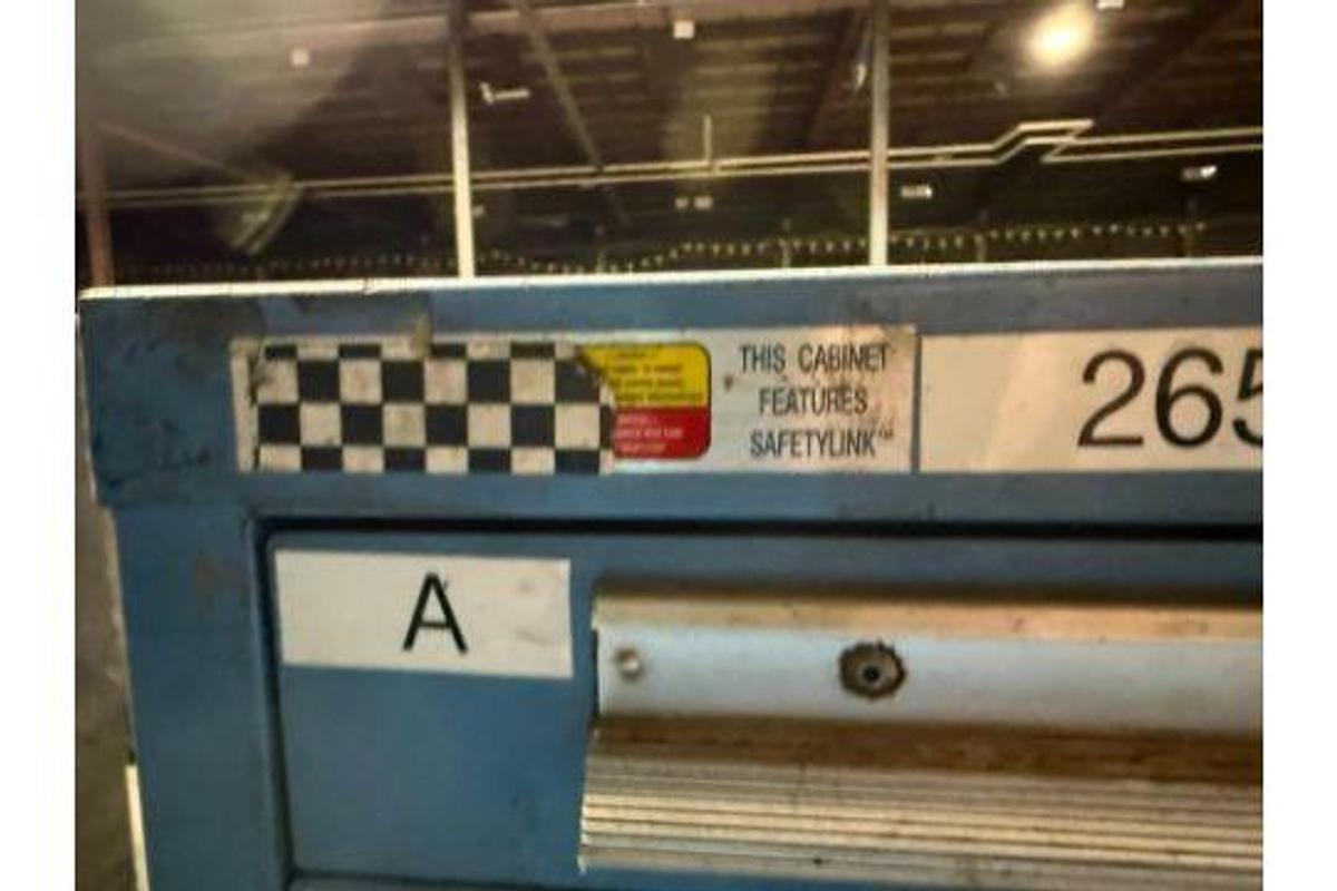 Used LYON 11 DRAWER TOOL CABINET CONTENTS NOT INCLUDED