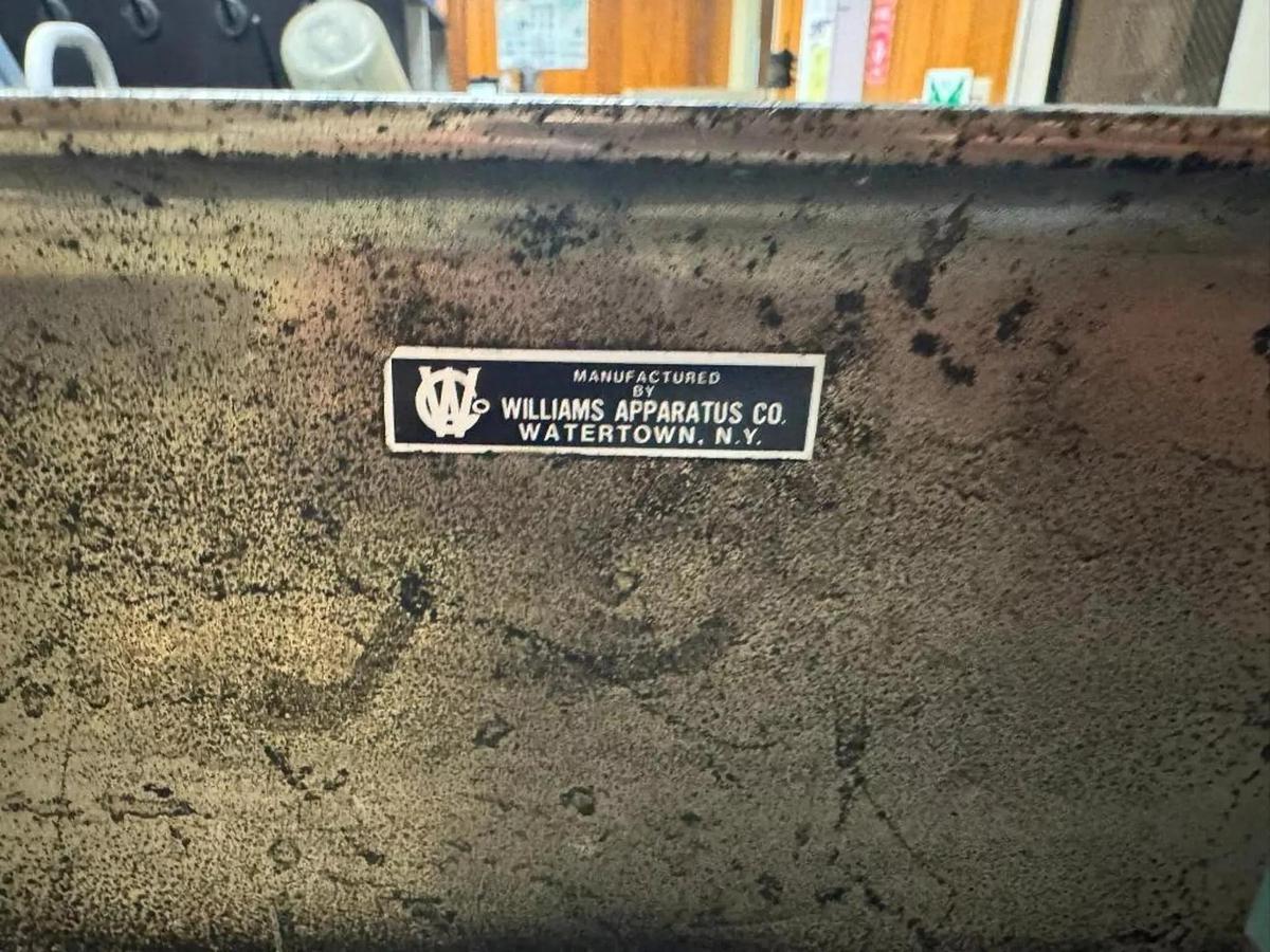 Used WILLIAMS APPARATUS COMPMAY LABRATORY FURNACE