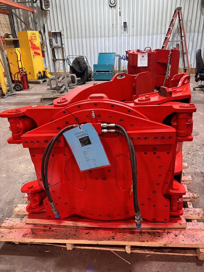 Used 2016 BOLZONI ARAMO ARC-90-1060PE 60" DIAMETER ROLL CLAMP