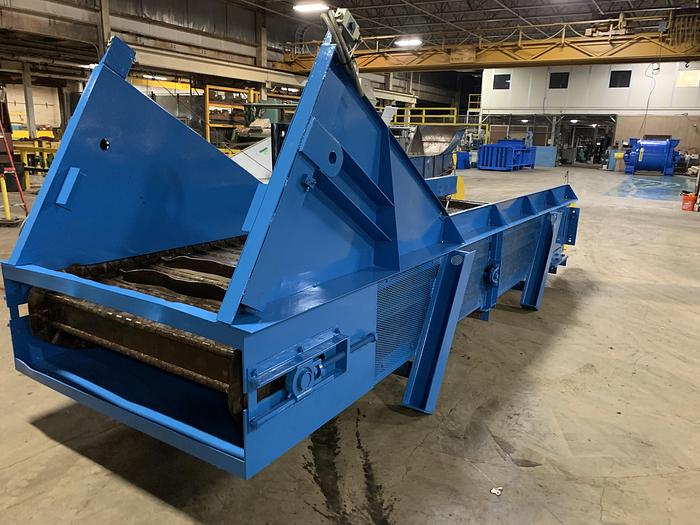 Used SHRED-TECH SHREDDER WITH TWIN 40 HP MOTORS