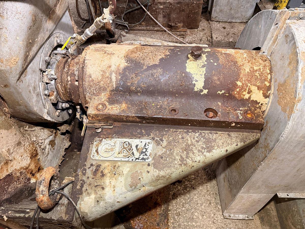 Used 34"/38" BELOIT / GL&V DD4000 DOUBLE DISC REFINER