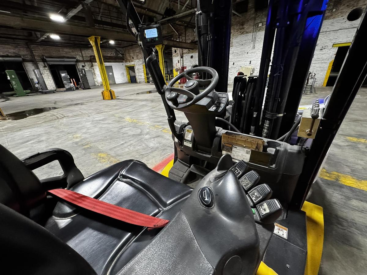 Used 12,000 POUND YALE GLC120VX (Paper Roll Special) PAPER ROLL CLAMP TRUCK WITH 84" CASCADE CLAMP