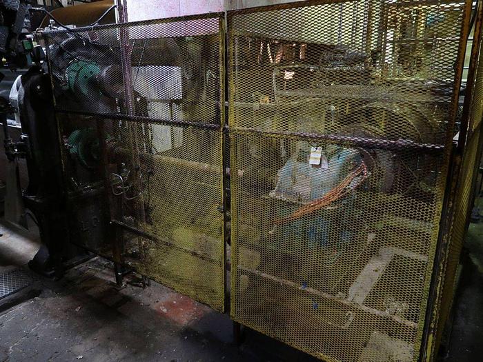 Used 129" BELOIT TWO ROLL VERTICAL SIZE PRESS