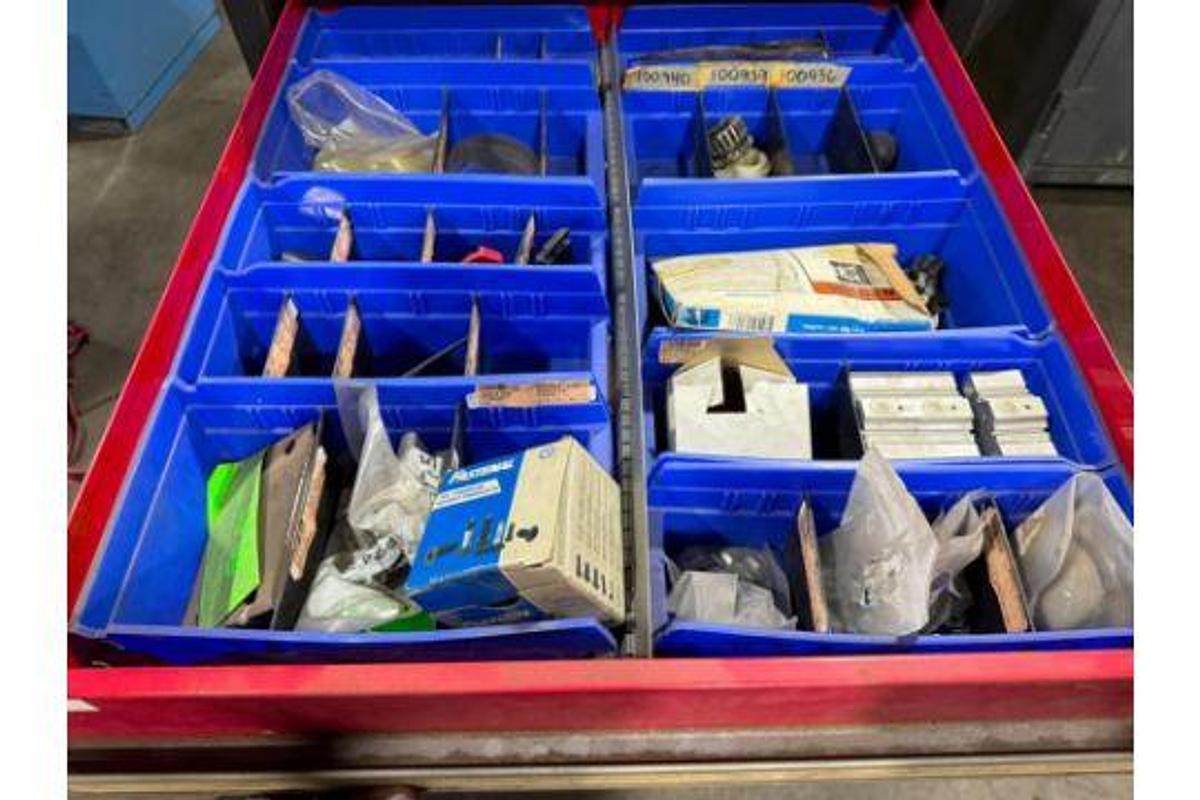 Used INDUSTRIAL 9 DRAWER TOOL CABINET CONTENTS NOT INCLUDED